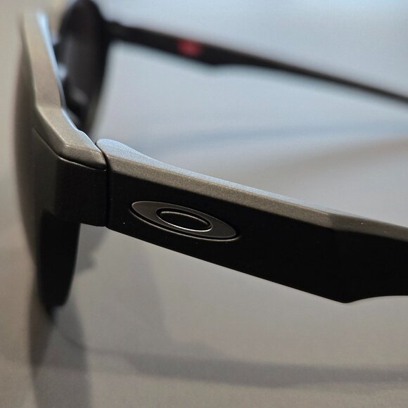 Oakley Coinflip Prizm Sunglasses Matte Black 145 OO4144-0353 53 17 - Picture 11 of 14